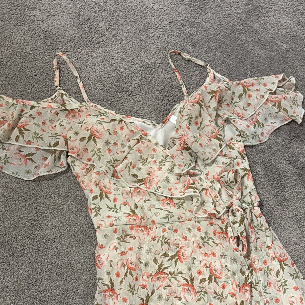 Floral Ruffle Cold-Shoulder Maxi Dress - Cream with Pink Roses